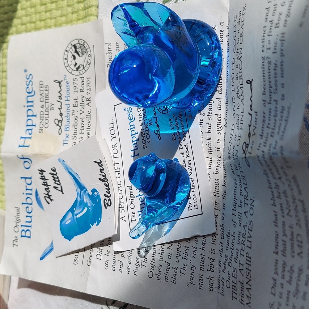 *SOLD* 2 Signed Leo Ward Bluebird of Happiness Blue Crystal Glass 1993-94 Papers - Picture 16 of 16
